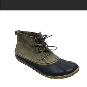 Sorel Women’s Out N about Leather Snow Boot Size 11 Green Leather